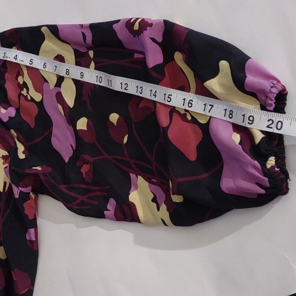 Tucker silk pink purple floral classic smocked collar blouse size s/m - Picture 8 of 9